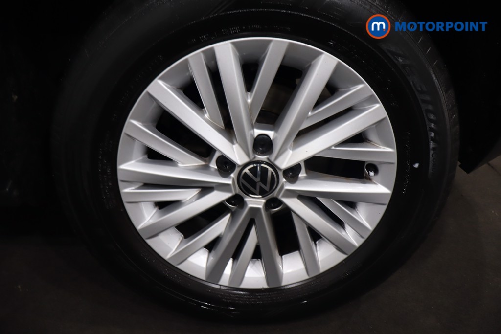 Volkswagen T-Roc Life Manual Petrol SUV - Stock Number (1610602) - 12th supplementary image