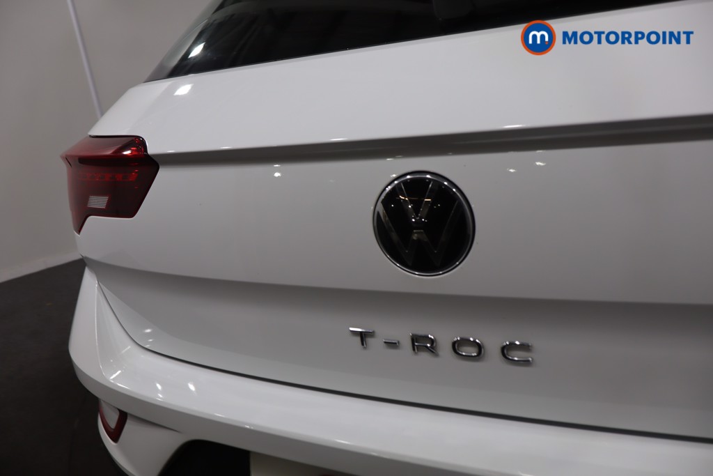 Volkswagen T-Roc Life Manual Petrol SUV - Stock Number (1610602) - 36th supplementary image