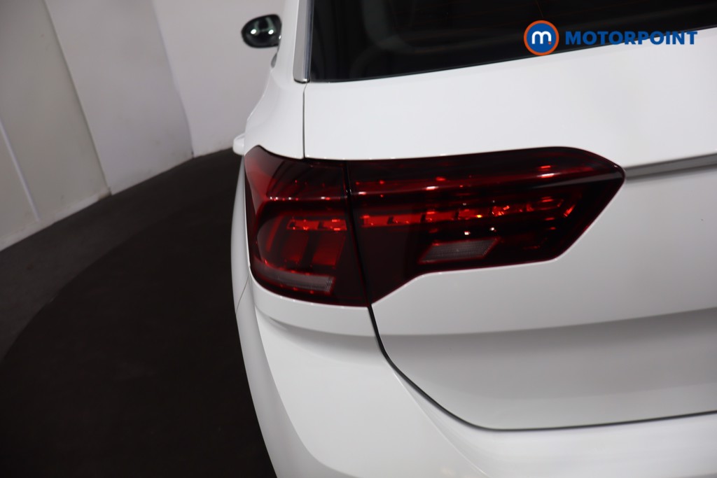 Volkswagen T-Roc Life Manual Petrol SUV - Stock Number (1610602) - 38th supplementary image