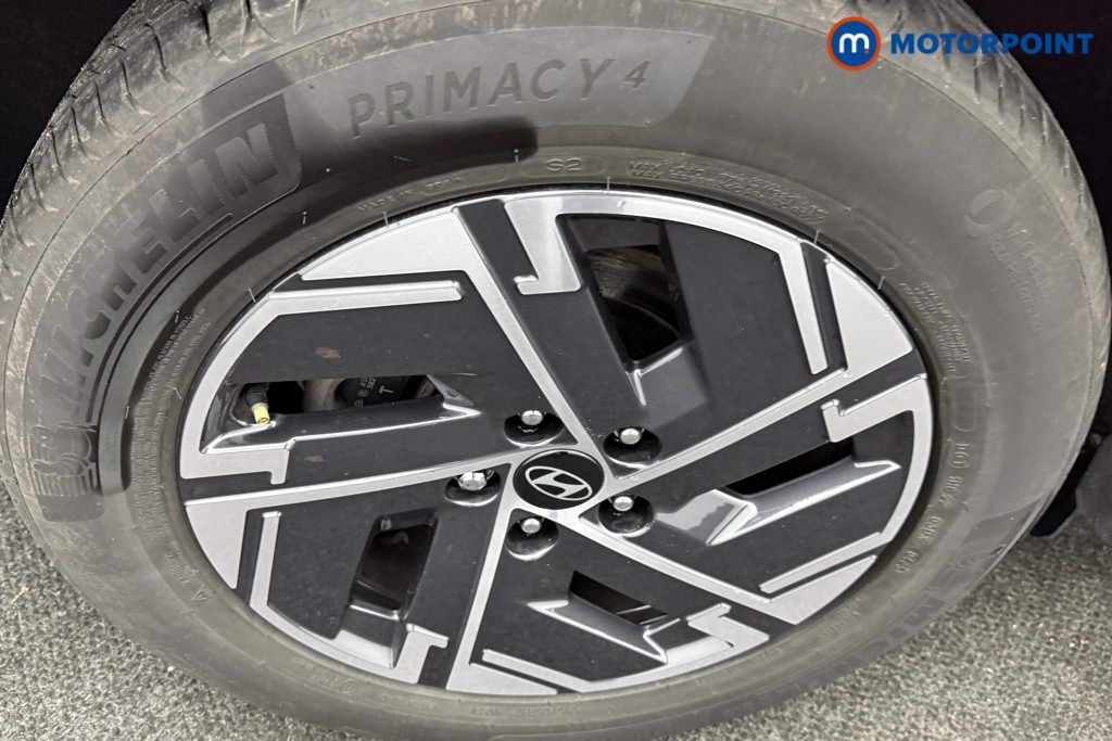 Hyundai Tucson Advance Manual Petrol SUV - Stock Number (1610740) - 32nd supplementary image