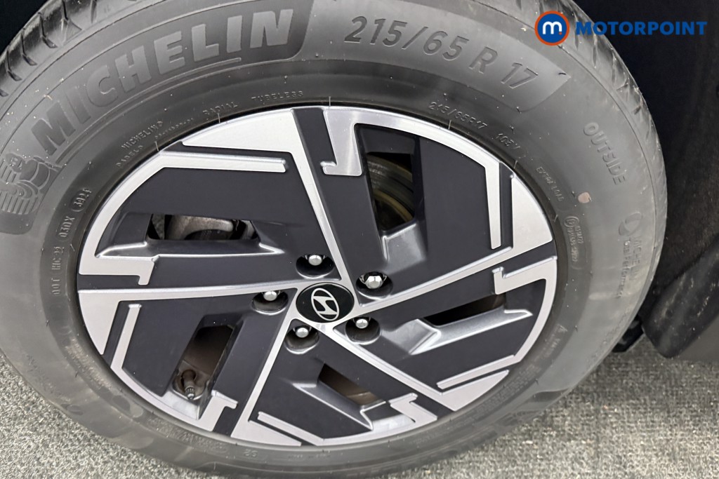 Hyundai Tucson Advance Manual Petrol SUV - Stock Number (1610861) - 31st supplementary image