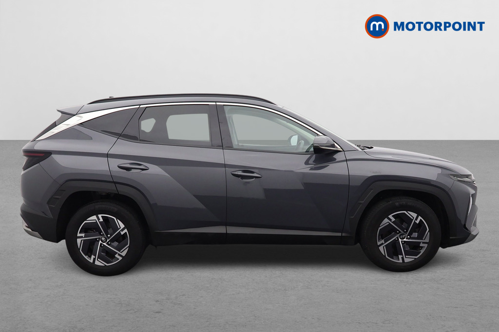 Hyundai Tucson Advance Manual Petrol SUV - Stock Number (1610861) - Drivers side