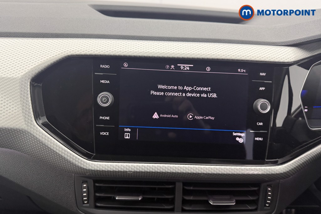 Volkswagen T-Cross Move Manual Petrol SUV - Stock Number (1611106) - 2nd supplementary image