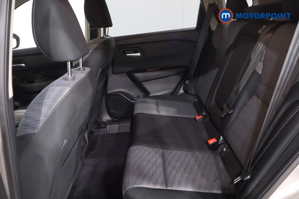 Nissan X-Trail N-Connecta Automatic Petrol SUV - Stock Number (1611134) - 5th supplementary image