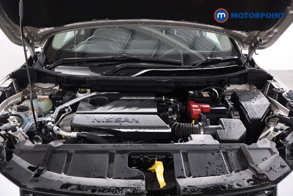 Nissan X-Trail N-Connecta Automatic Petrol SUV - Stock Number (1611134) - 33rd supplementary image