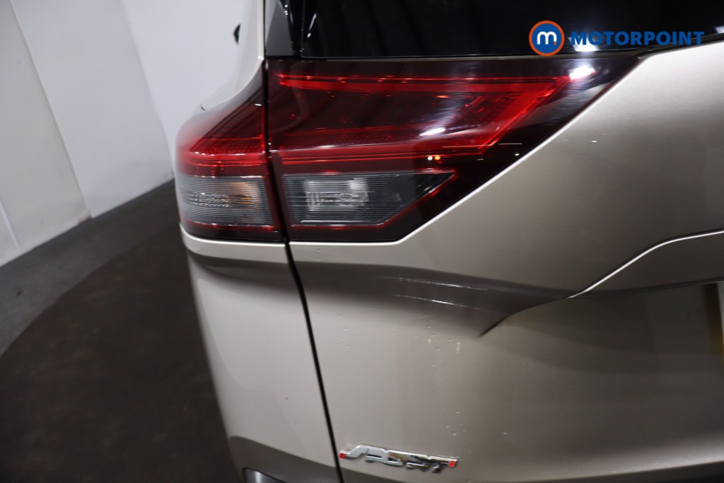 Nissan X-Trail N-Connecta Automatic Petrol SUV - Stock Number (1611134) - 38th supplementary image