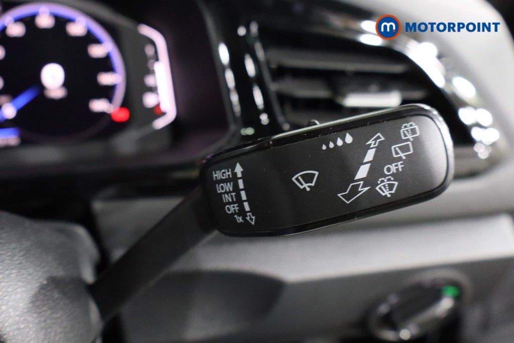 Volkswagen T-Roc Black Edition Automatic Petrol SUV - Stock Number (1611150) - 16th supplementary image