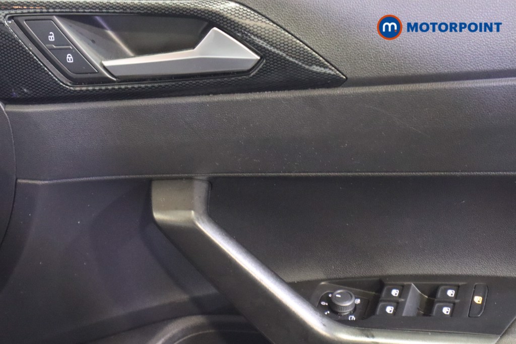 Volkswagen Polo Life Manual Petrol Hatchback - Stock Number (1611201) - 14th supplementary image