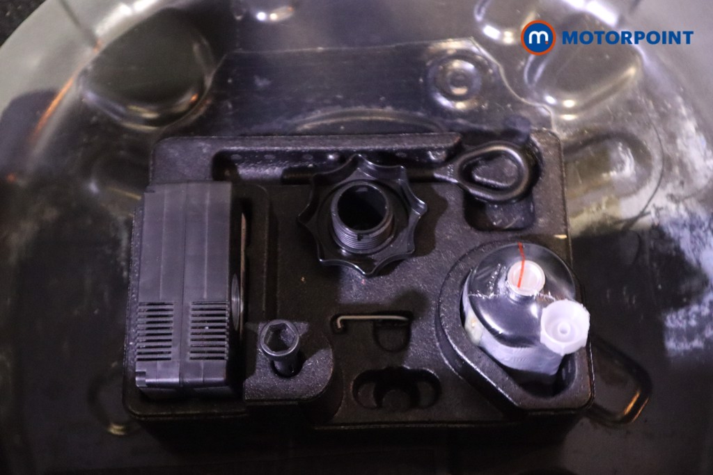 Volkswagen Polo Life Manual Petrol Hatchback - Stock Number (1611201) - 28th supplementary image