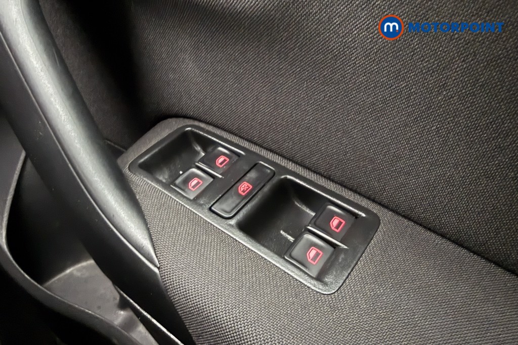 Volkswagen Polo Match Manual Petrol Hatchback - Stock Number (1611348) - 15th supplementary image