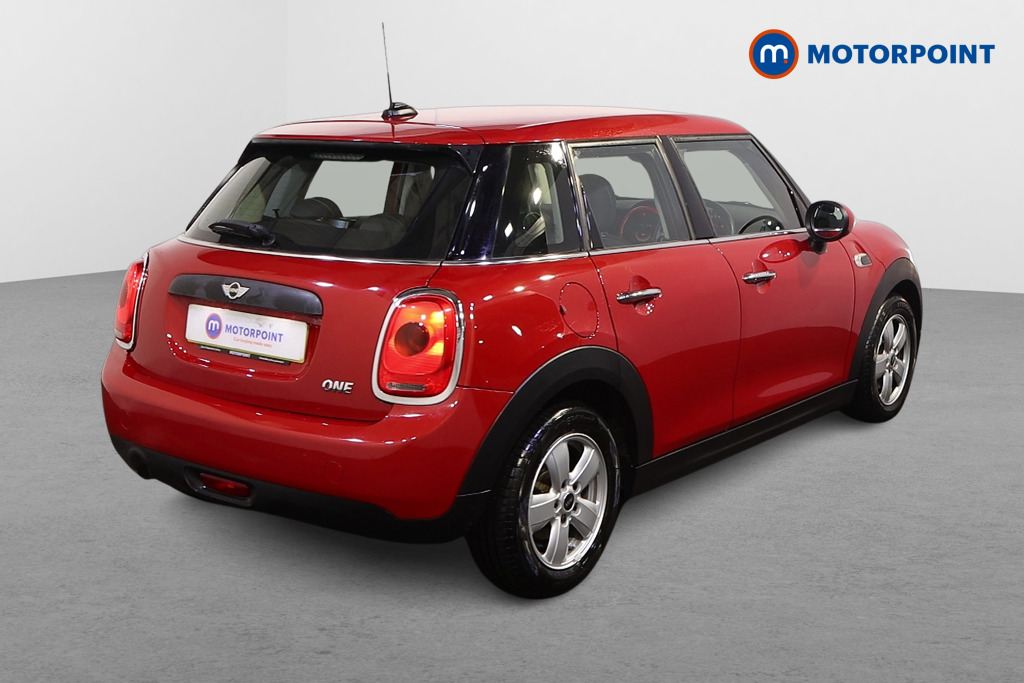 Mini Hatchback ONE Manual Petrol Hatchback - Stock Number (1611418) - Drivers side rear corner