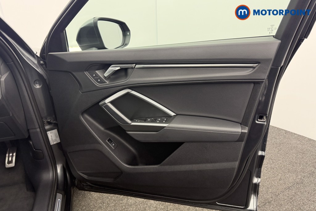 Audi Q3 S Line Manual Petrol SUV - Stock Number (1611693) - 17th supplementary image