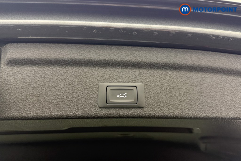 Audi Q3 S Line Manual Petrol SUV - Stock Number (1611693) - 21st supplementary image