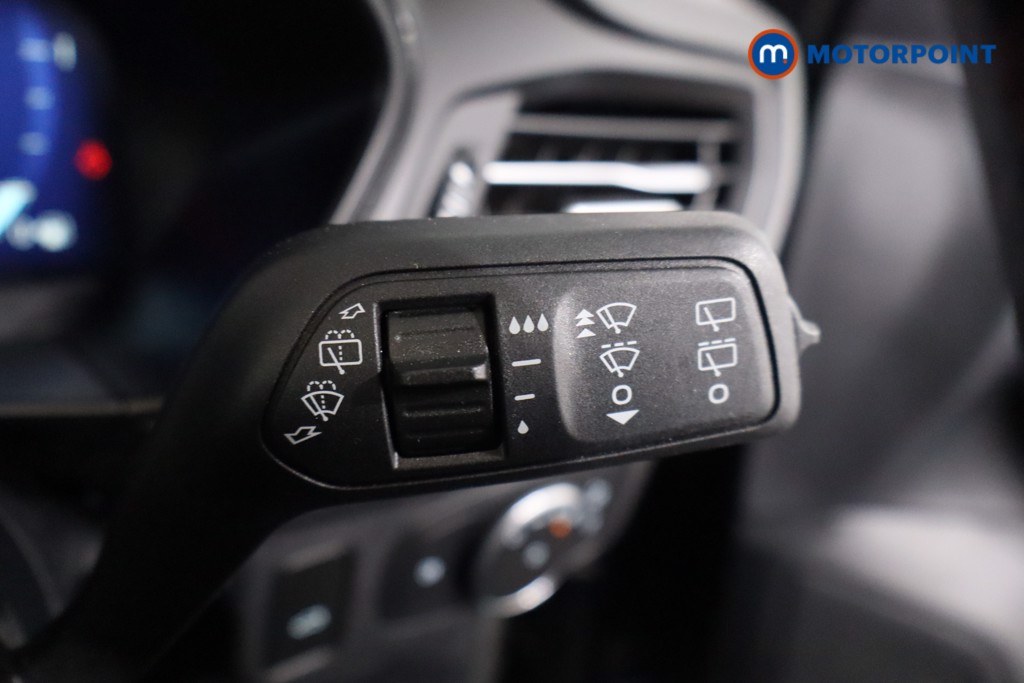 Ford Focus St-Line X Automatic Petrol Estate - Stock Number (1611706) - 15th supplementary image