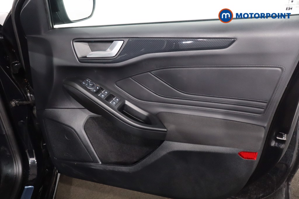 Ford Focus St-Line X Automatic Petrol Estate - Stock Number (1611706) - 24th supplementary image