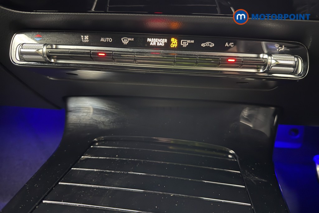 Mercedes-Benz CLA Amg Line Automatic Petrol Coupe - Stock Number (1611818) - 16th supplementary image