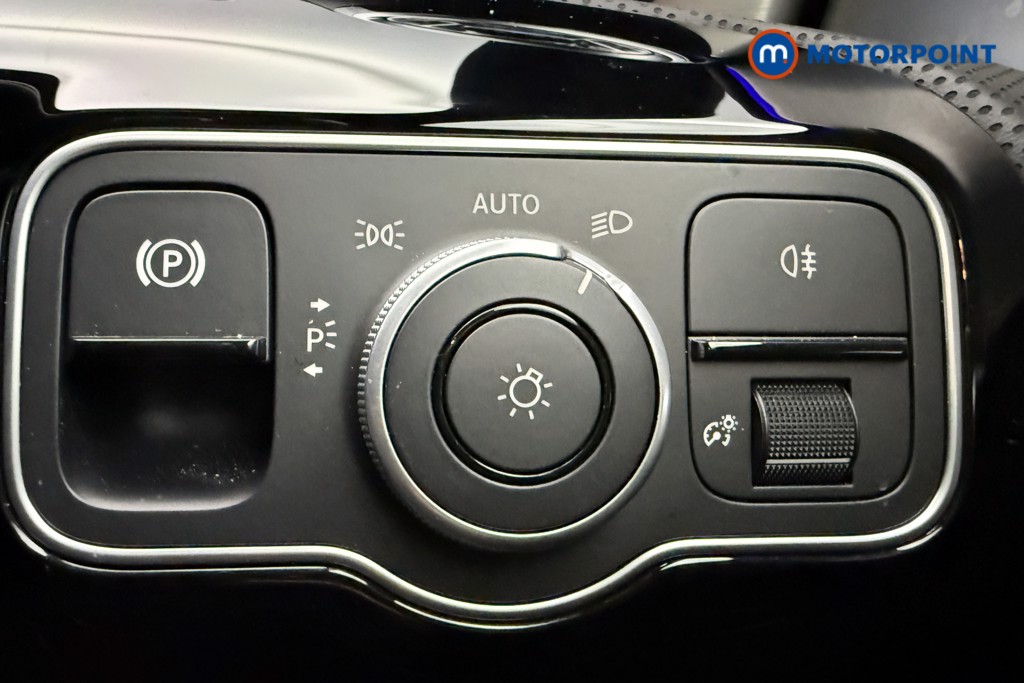 Mercedes-Benz CLA Amg Line Automatic Petrol Coupe - Stock Number (1611818) - 17th supplementary image