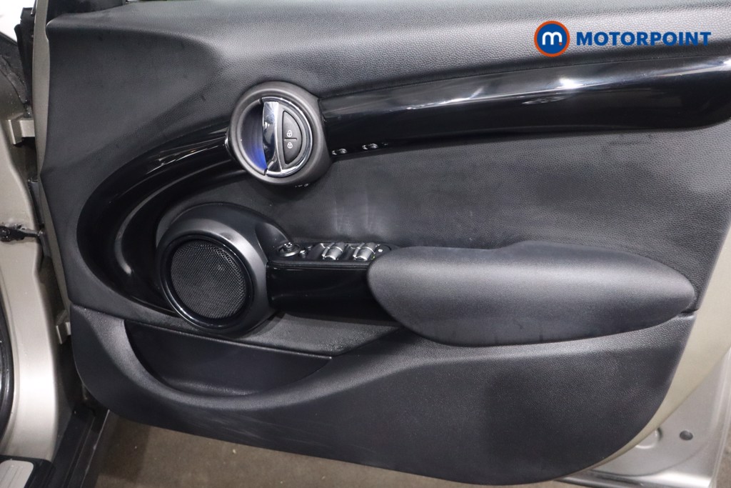 Mini Hatchback Cooper S Classic Automatic Petrol Hatchback - Stock Number (1611870) - 22nd supplementary image