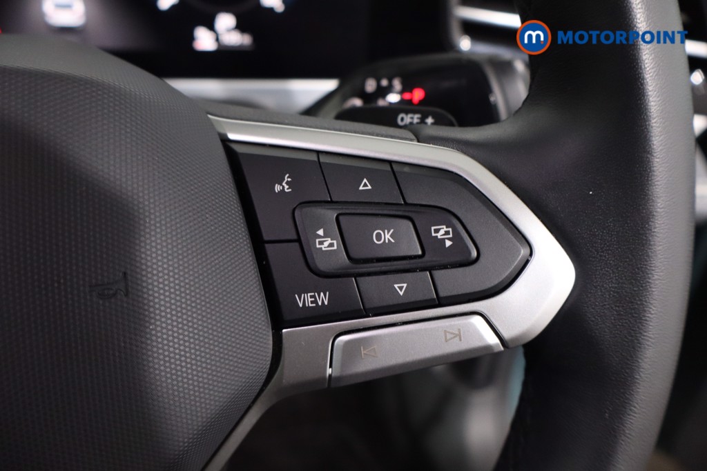 Volkswagen Passat Life Automatic Petrol Plug-In Hybrid Estate - Stock Number (1611983) - 8th supplementary image