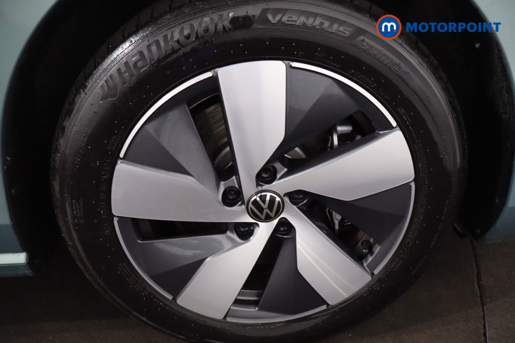 Volkswagen Passat Life Automatic Petrol Plug-In Hybrid Estate - Stock Number (1611983) - 10th supplementary image