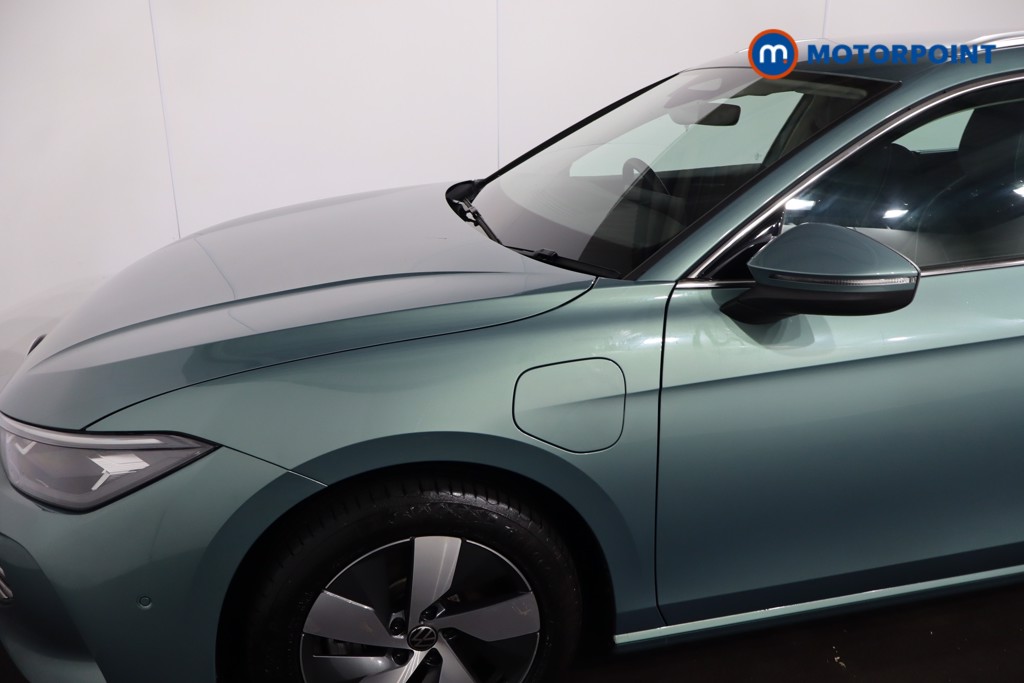 Volkswagen Passat Life Automatic Petrol Plug-In Hybrid Estate - Stock Number (1611983) - 28th supplementary image