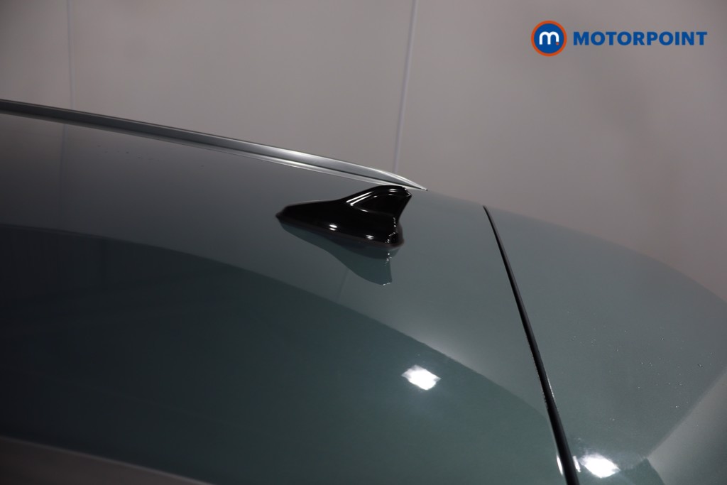 Volkswagen Passat Life Automatic Petrol Plug-In Hybrid Estate - Stock Number (1611983) - 35th supplementary image