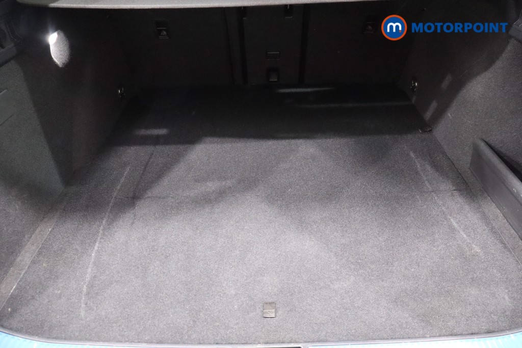 Volkswagen Passat Life Automatic Petrol Plug-In Hybrid Estate - Stock Number (1611983) - 40th supplementary image