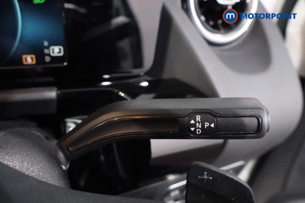 Mercedes-Benz B Class Sport Automatic Petrol Hatchback - Stock Number (1612055) - 15th supplementary image