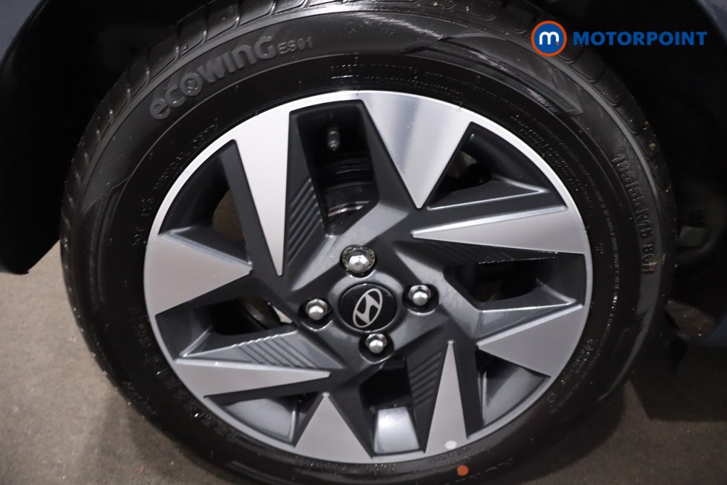 Hyundai I10 Advance Manual Petrol Hatchback - Stock Number (1612095) - 9th supplementary image