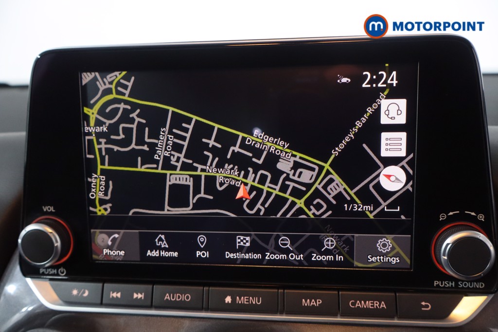 Nissan Juke N-Connecta Manual Petrol SUV - Stock Number (1612193) - 2nd supplementary image