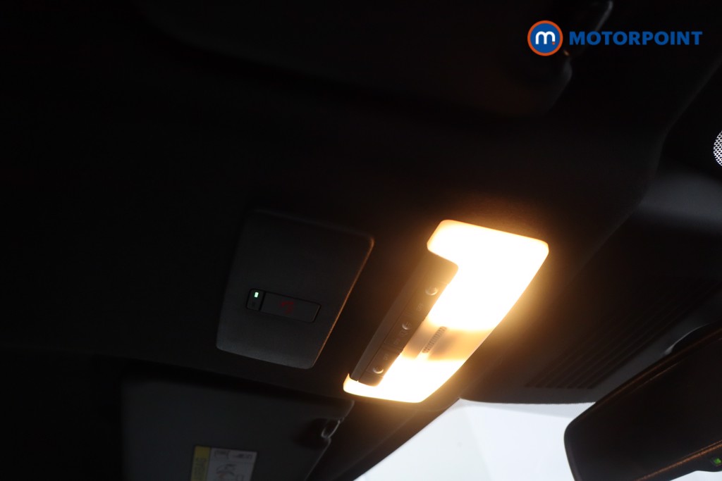 Nissan Juke N-Connecta Manual Petrol SUV - Stock Number (1612193) - 21st supplementary image