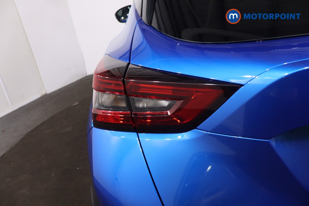 Nissan Juke N-Connecta Manual Petrol SUV - Stock Number (1612193) - 36th supplementary image