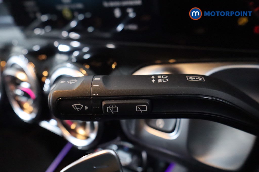 Mercedes-Benz GLB Amg Line Automatic Petrol SUV - Stock Number (1612195) - 14th supplementary image