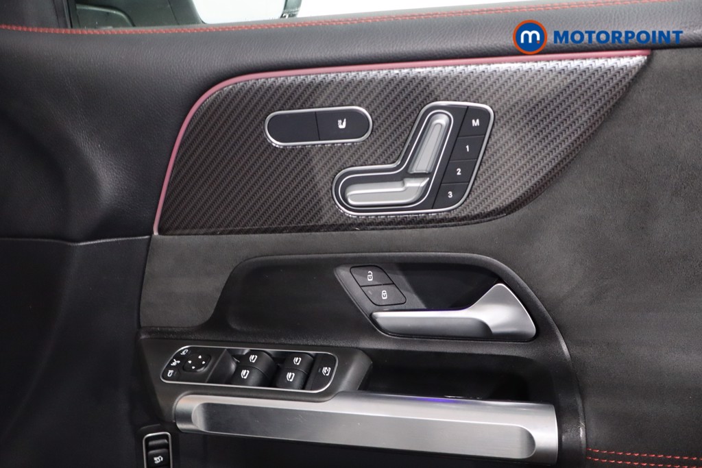 Mercedes-Benz GLB Amg Line Automatic Petrol SUV - Stock Number (1612195) - 24th supplementary image