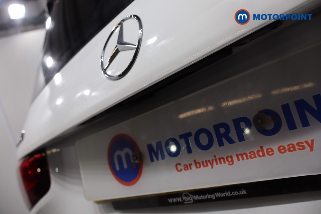 Mercedes-Benz GLB Amg Line Automatic Petrol SUV - Stock Number (1612195) - 40th supplementary image