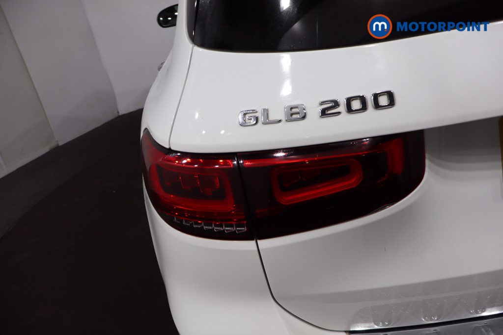 Mercedes-Benz GLB Amg Line Automatic Petrol SUV - Stock Number (1612195) - 41st supplementary image