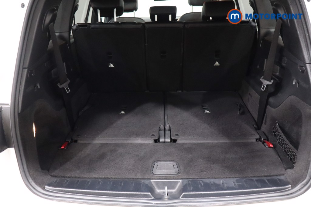 Mercedes-Benz GLB Amg Line Automatic Petrol SUV - Stock Number (1612195) - 43rd supplementary image