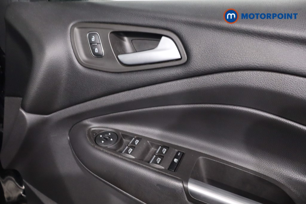 Ford Kuga St-Line Edition Automatic Diesel SUV - Stock Number (1612197) - 25th supplementary image