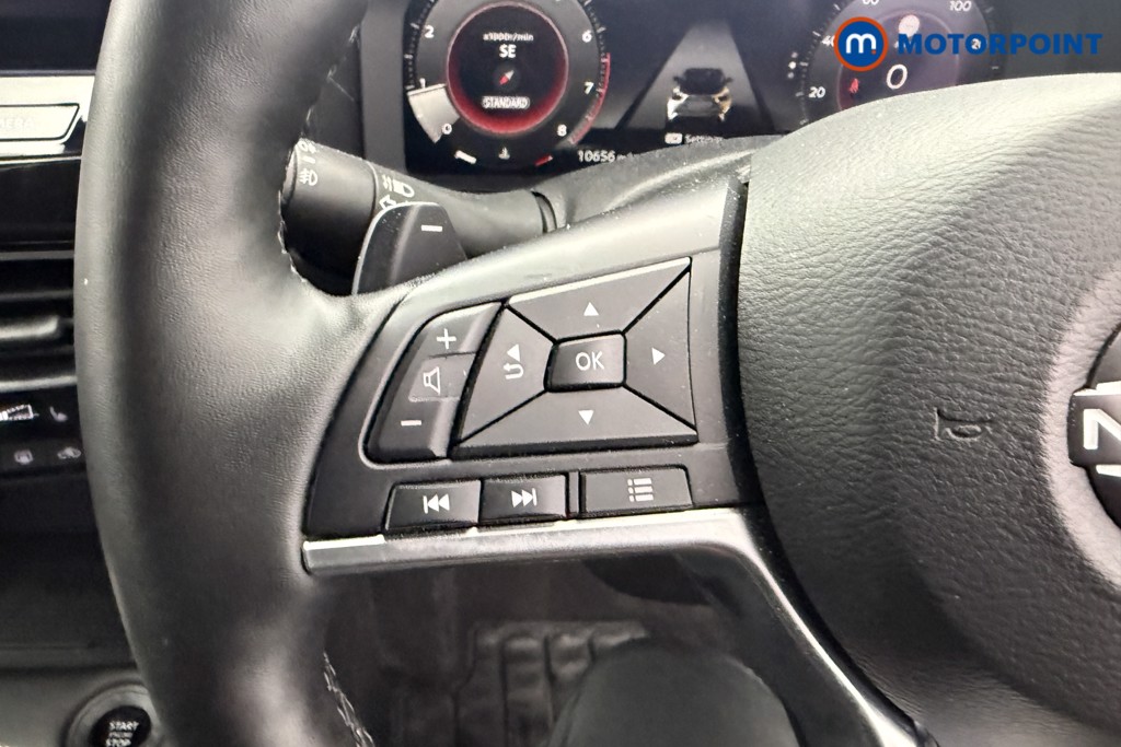 Nissan Juke Tekna Automatic Petrol SUV - Stock Number (1612228) - 13th supplementary image