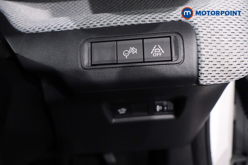 Citroen C3 Plus Automatic Electric Hatchback - Stock Number (1612675) - 17th supplementary image