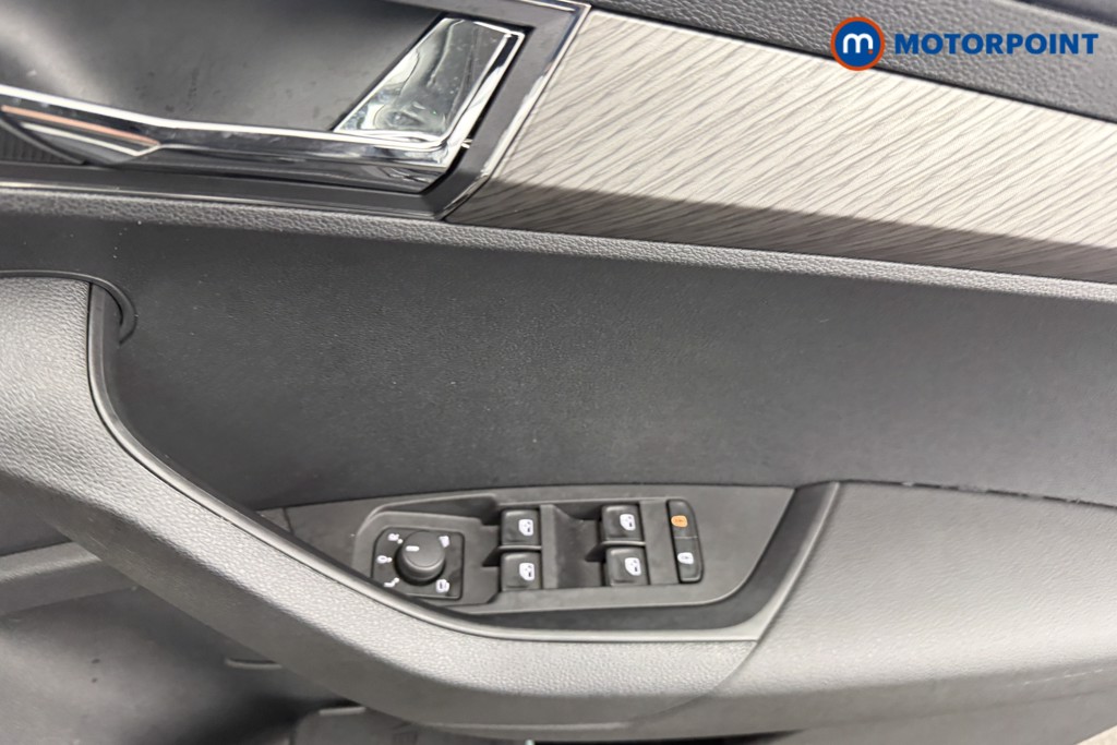 Skoda Karoq Se L Edition Automatic Petrol SUV - Stock Number (1612757) - 17th supplementary image