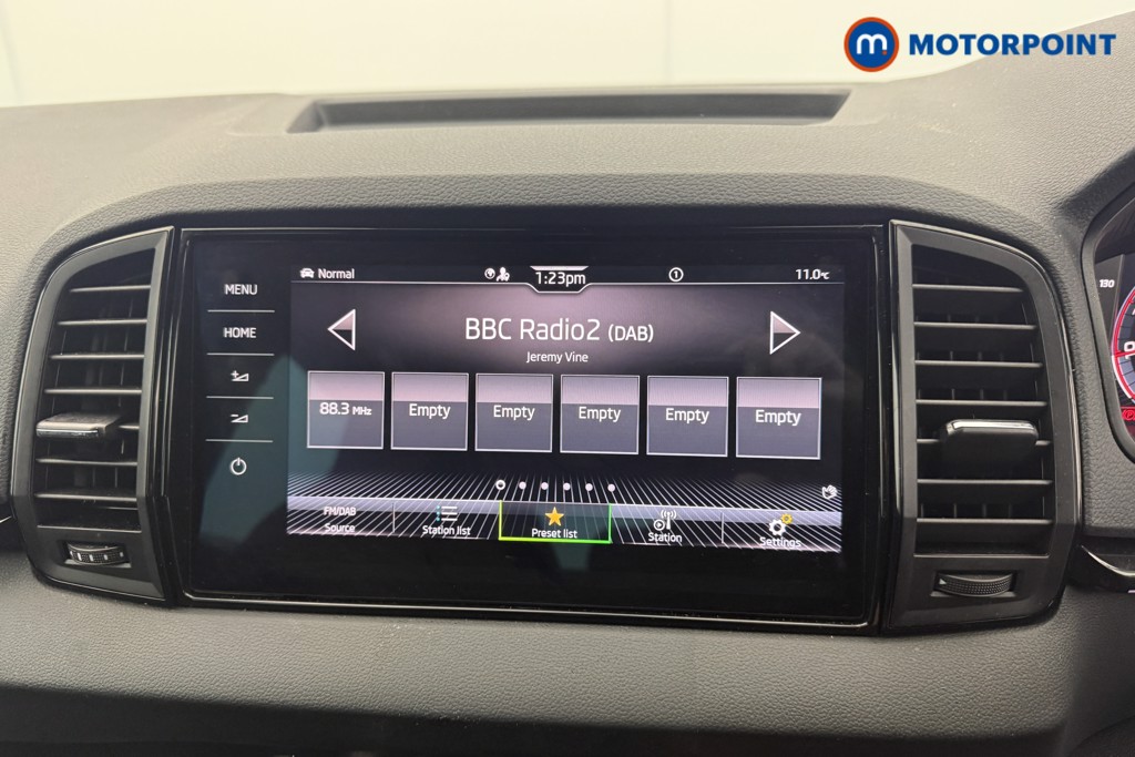 Skoda Karoq Sportline Edition Automatic Petrol SUV - Stock Number (1612770) - 7th supplementary image