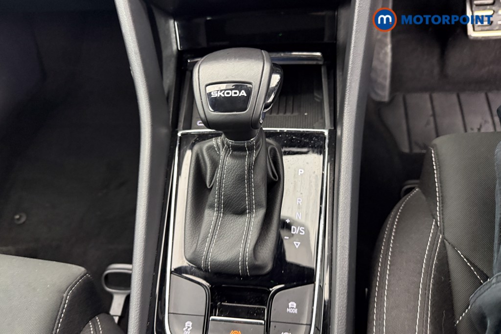 Skoda Karoq Sportline Edition Automatic Petrol SUV - Stock Number (1612770) - 13th supplementary image
