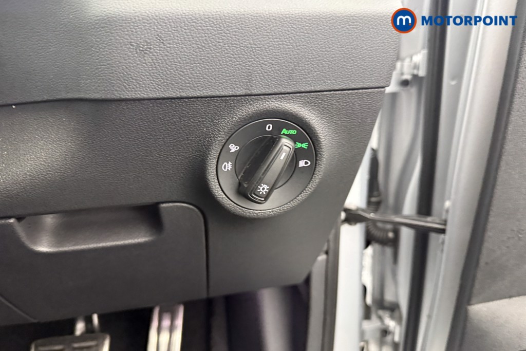 Skoda Karoq Sportline Edition Automatic Petrol SUV - Stock Number (1612770) - 16th supplementary image