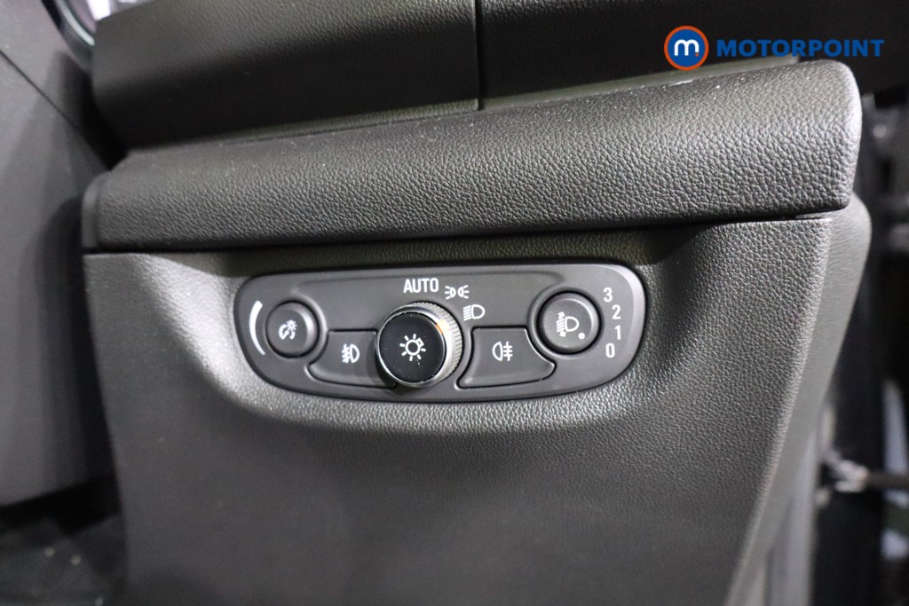 Vauxhall Insignia Sri Vx-Line Automatic Petrol Hatchback - Stock Number (1592028) - 10th supplementary image