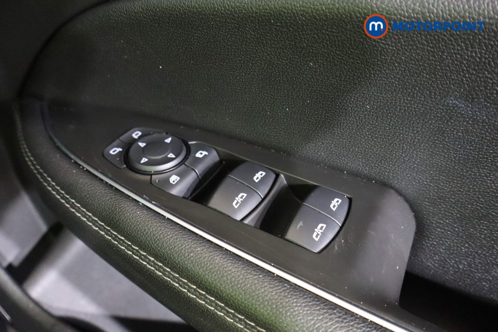 Vauxhall Insignia Sri Vx-Line Automatic Petrol Hatchback - Stock Number (1592028) - 11th supplementary image