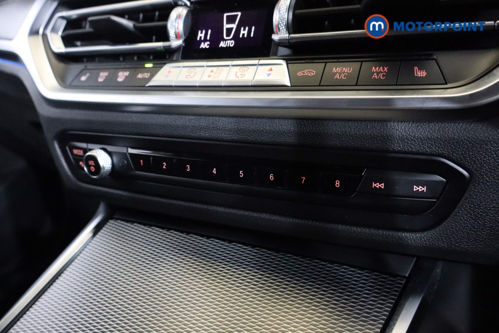 BMW 3 Series M Sport Automatic Petrol Plug-In Hybrid Estate - Stock Number (1596614) - 9th supplementary image