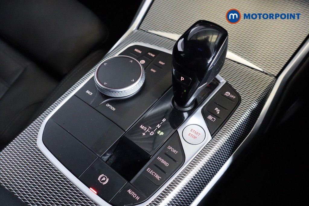BMW 3 Series M Sport Automatic Petrol Plug-In Hybrid Estate - Stock Number (1596614) - 10th supplementary image