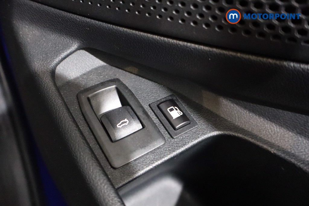 BMW 3 Series M Sport Automatic Petrol Plug-In Hybrid Estate - Stock Number (1596614) - 13th supplementary image