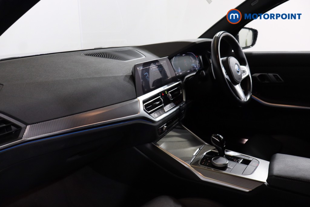 BMW 3 Series M Sport Automatic Petrol Plug-In Hybrid Estate - Stock Number (1596614) - 15th supplementary image